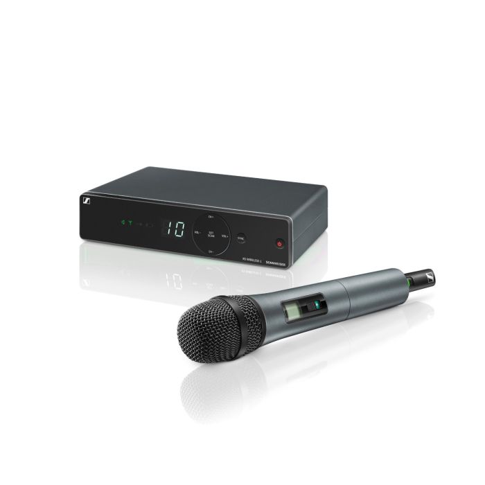 Sennheiser XSW 1-825-A Wireless vocal  set. 