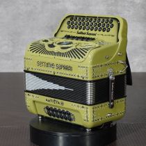 Settimio Soprani ARTTTSRGRNEF 3-Row Diatonic Accordion - FBE/EAD 2-Tonos, Olive Green