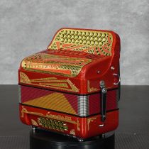 Settimio Soprani CASTIIITTRSPKGF 3-Row Diatonic Accordion - FBE/EAD 2-Tonos, Red Sparkle